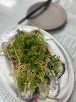 cá bông lau hấp steamed catfish with rice paper 蒸鯰魚包春捲